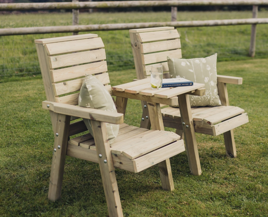 Clover Straight Love Seat