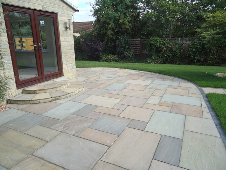 Raj Blend Natural Stone Paving under £23m² Inc Vat